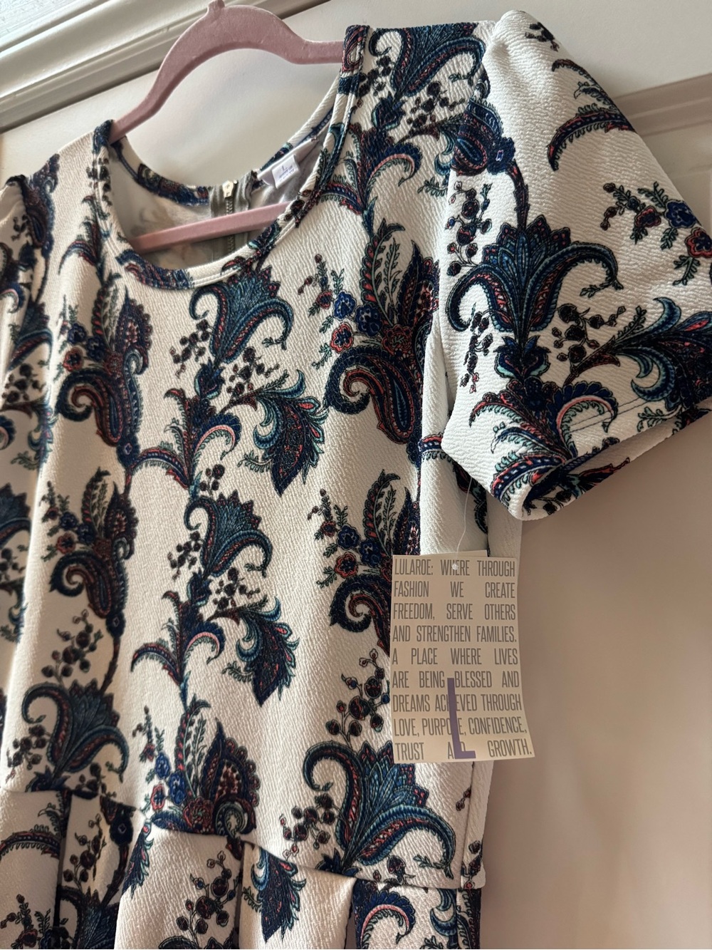 LuLaRoe Amelia Dress Blue White Dipped Ombré Paisley Fit & Flare Size Large NWT - Picture 2 of 5